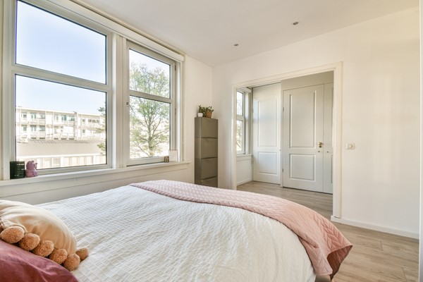 Photo - Under offer: Postjeskade 43-1, 1058 DG Amsterdam